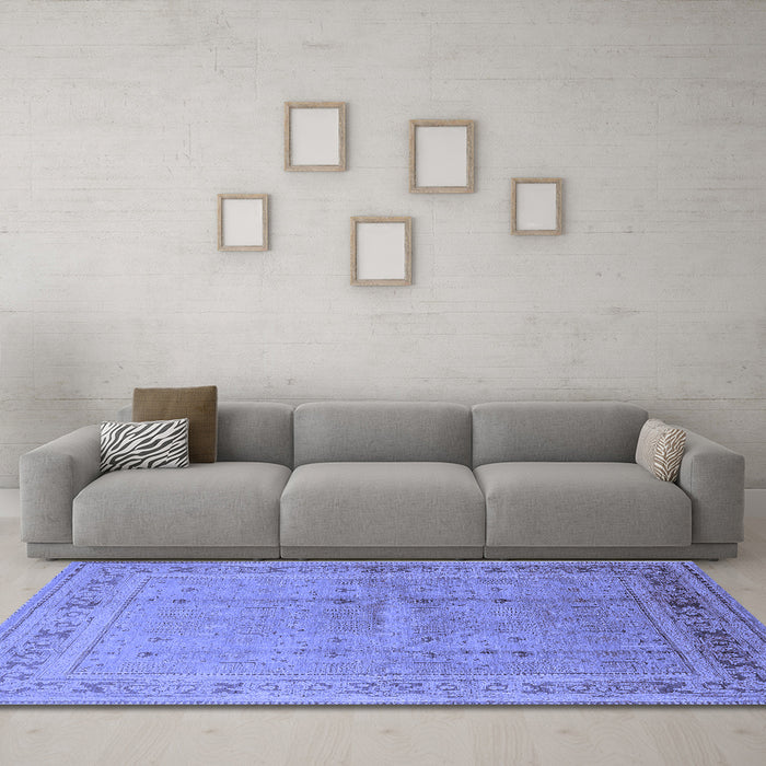Machine Washable Oriental Blue Industrial Rug in a Living Room, wshurb2957blu