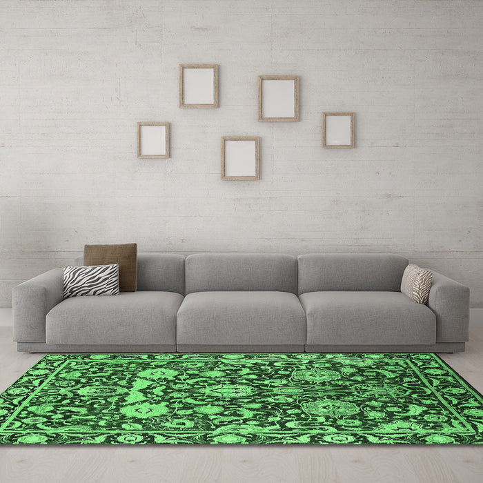 Machine Washable Oriental Emerald Green Industrial Area Rugs in a Living Room,, wshurb2958emgrn