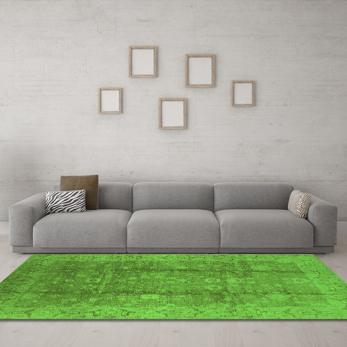 Machine Washable Oriental Green Industrial Area Rugs in a Living Room,, wshurb2959grn