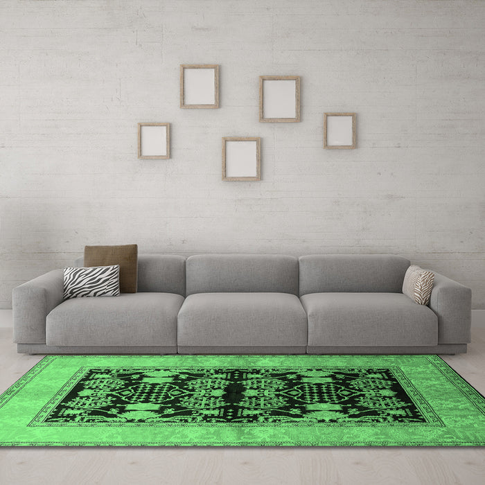Machine Washable Oriental Emerald Green Industrial Area Rugs in a Living Room,, wshurb2960emgrn