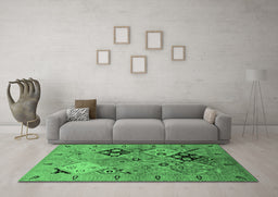 Machine Washable Oriental Emerald Green Industrial Area Rugs in a Living Room,, wshurb2961emgrn
