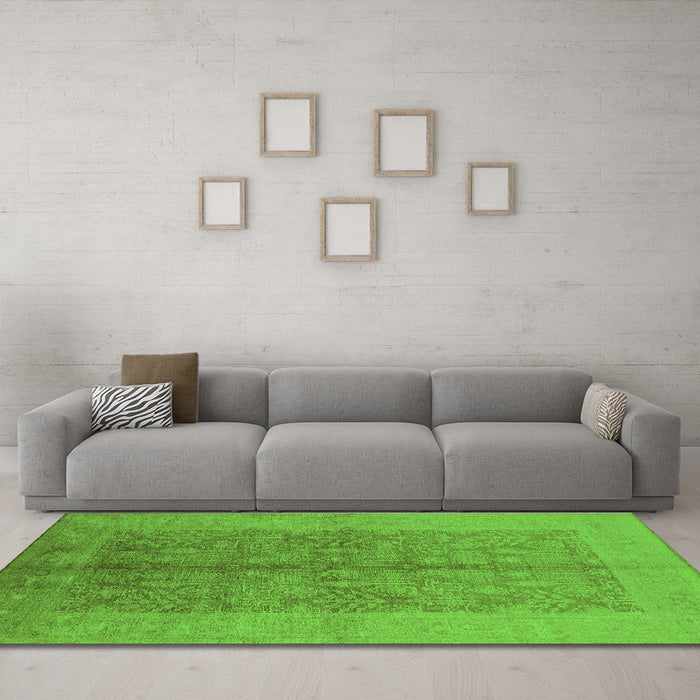 Machine Washable Oriental Green Industrial Area Rugs in a Living Room,, wshurb2964grn