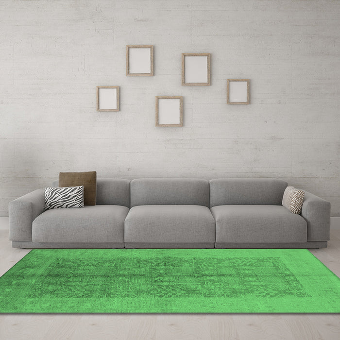 Machine Washable Oriental Emerald Green Industrial Area Rugs in a Living Room,, wshurb2964emgrn