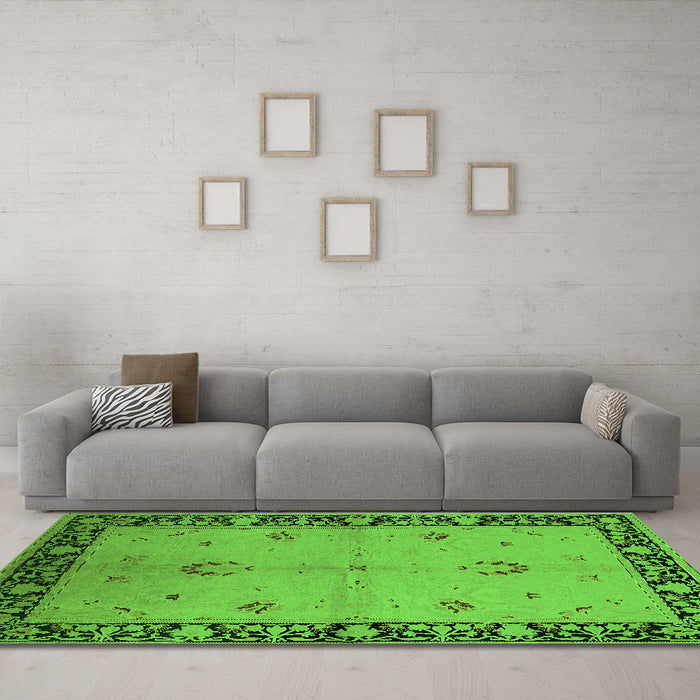 Machine Washable Oriental Green Industrial Area Rugs in a Living Room,, wshurb2969grn