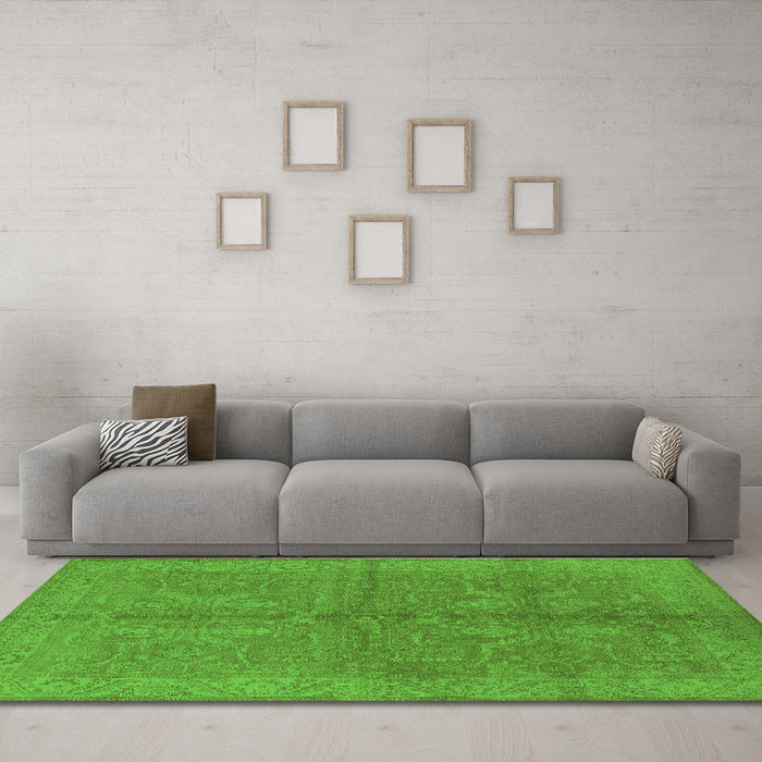 Machine Washable Oriental Green Industrial Area Rugs in a Living Room,, wshurb2972grn