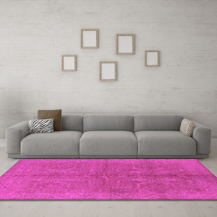 Machine Washable Oriental Pink Industrial Rug in a Living Room, wshurb2972pnk