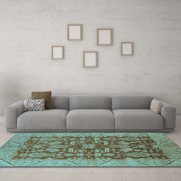 Machine Washable Oriental Light Blue Industrial Rug in a Living Room, wshurb2974lblu