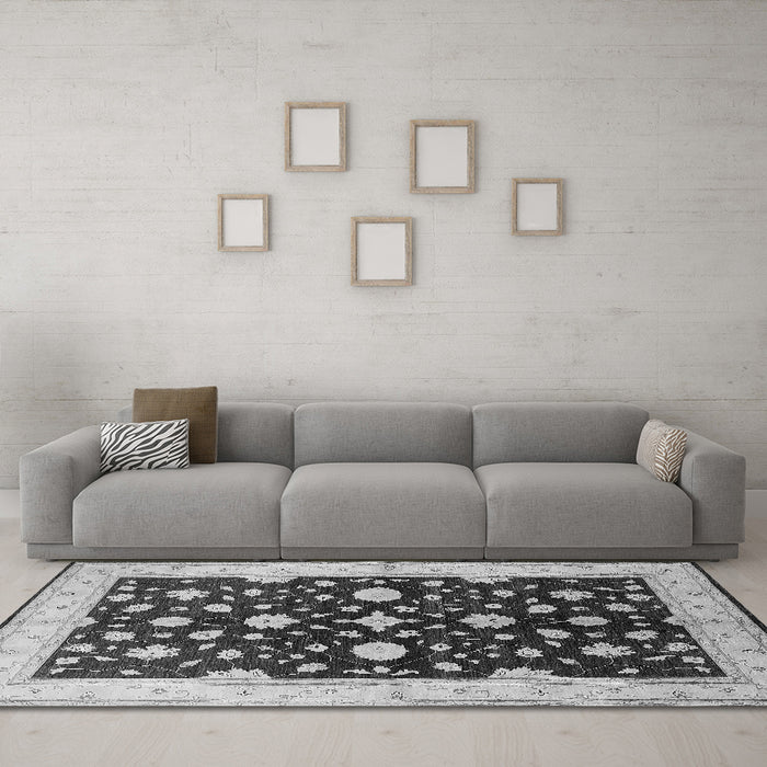 Machine Washable Oriental Gray Industrial Rug in a Living Room,, wshurb2975gry