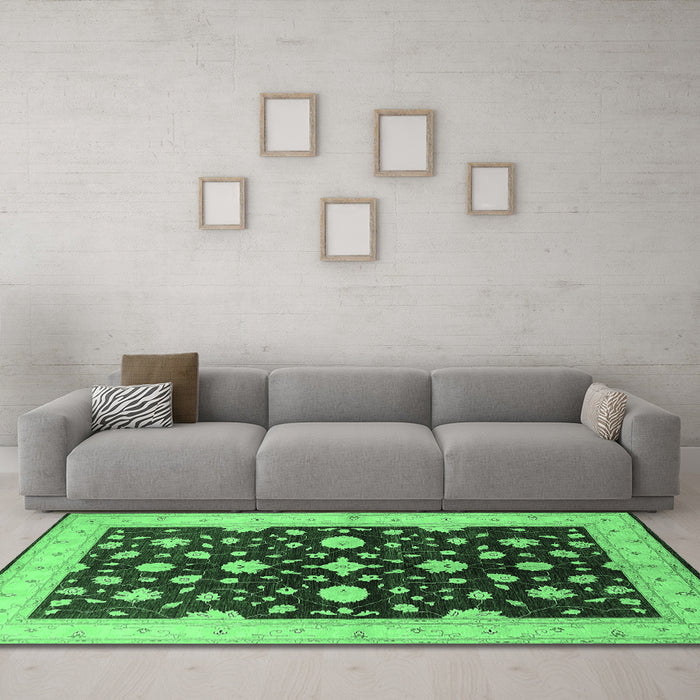 Machine Washable Oriental Emerald Green Industrial Area Rugs in a Living Room,, wshurb2975emgrn