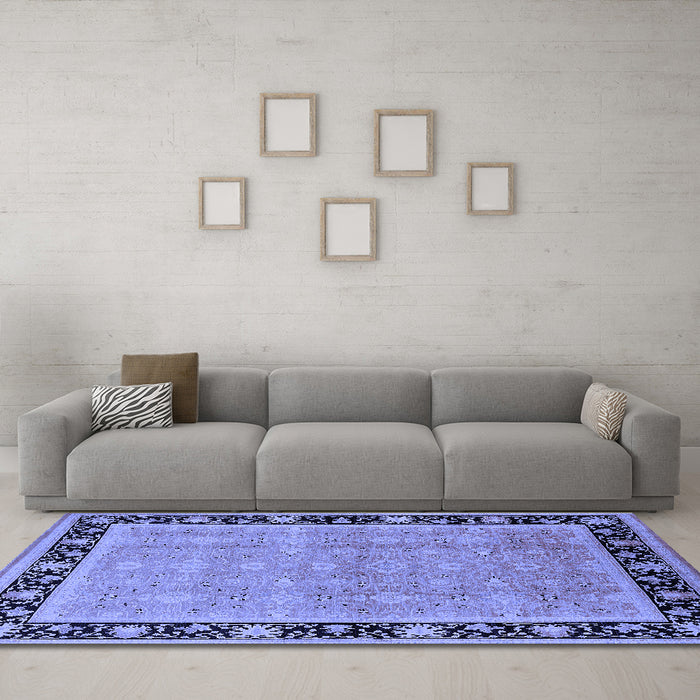 Machine Washable Oriental Blue Industrial Rug in a Living Room, wshurb2976blu