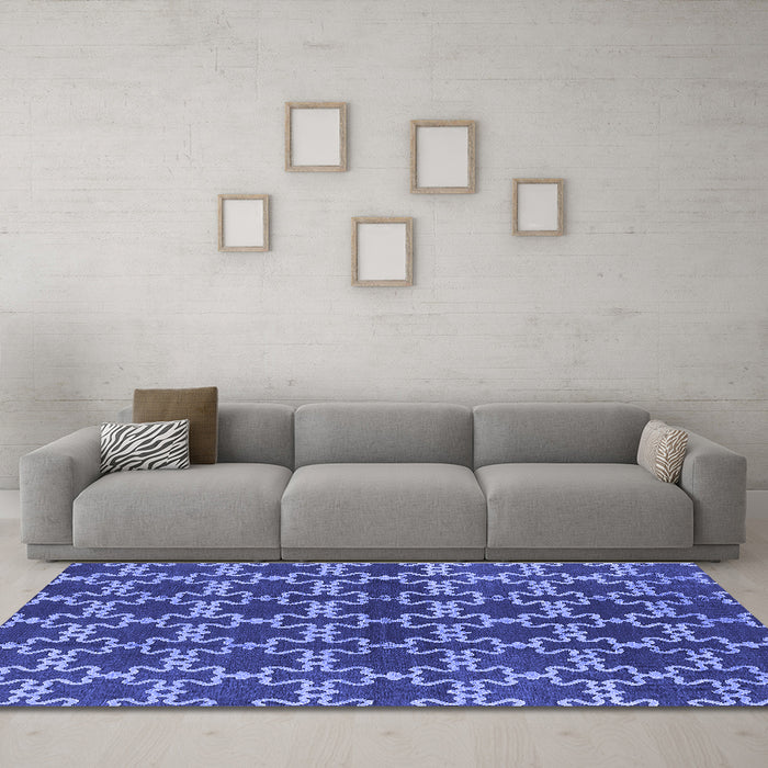 Machine Washable Oriental Blue Industrial Rug in a Living Room, wshurb2980blu