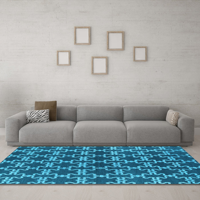 Machine Washable Oriental Light Blue Industrial Rug in a Living Room, wshurb2980lblu