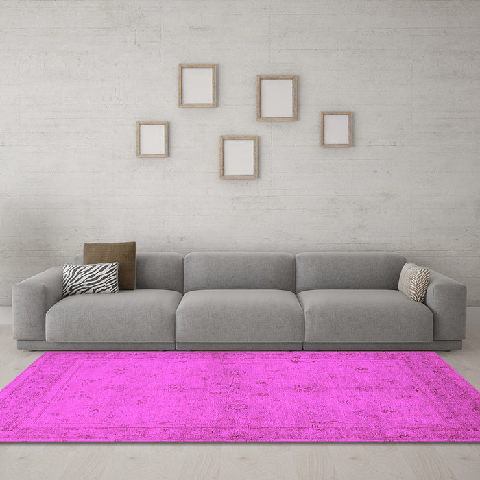 Machine Washable Oriental Pink Industrial Rug in a Living Room, wshurb2981pnk