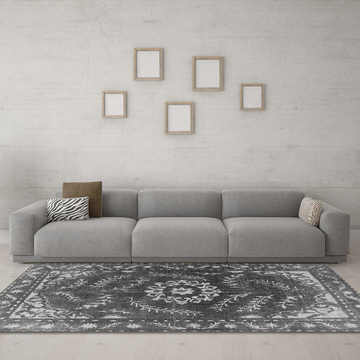Machine Washable Oriental Gray Industrial Rug in a Living Room,, wshurb2985gry