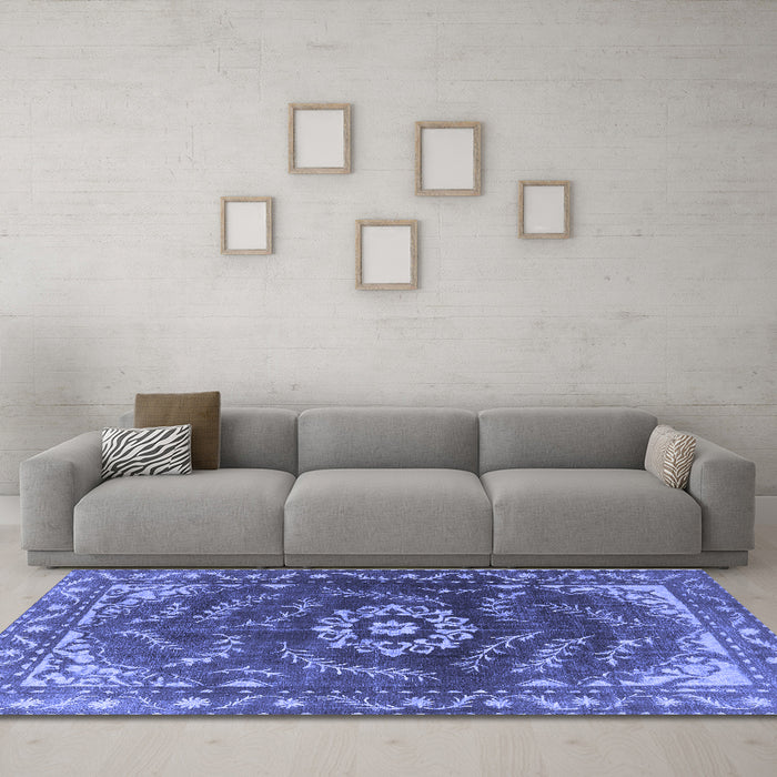 Machine Washable Oriental Blue Industrial Rug in a Living Room, wshurb2985blu