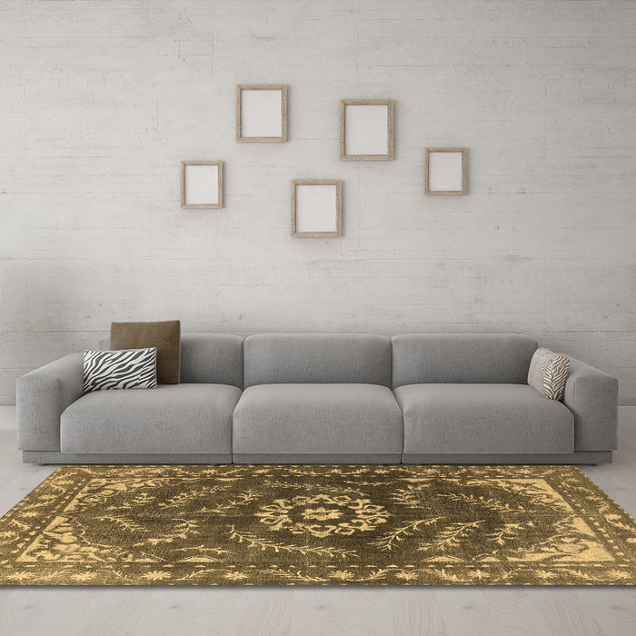Machine Washable Oriental Brown Industrial Rug in a Living Room,, wshurb2985brn