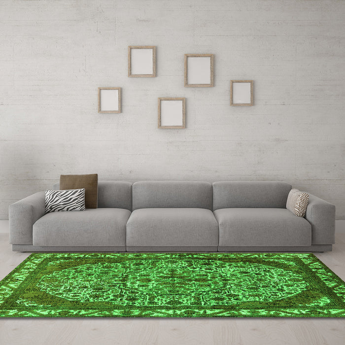 Machine Washable Oriental Green Industrial Area Rugs in a Living Room,, wshurb2986grn