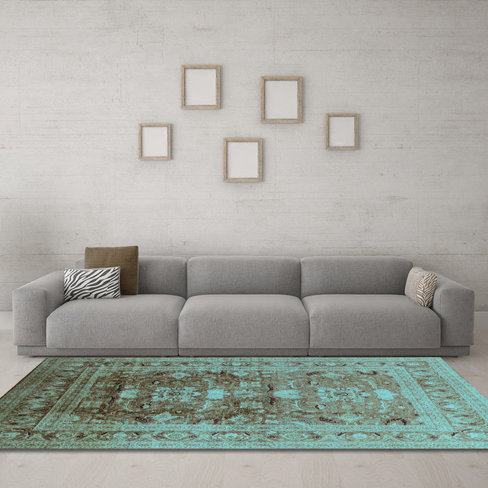 Machine Washable Oriental Light Blue Traditional Rug in a Living Room, wshurb2988lblu