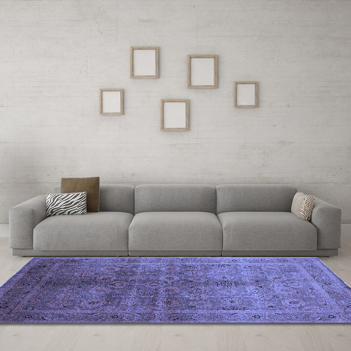 Machine Washable Oriental Blue Traditional Rug in a Living Room, wshurb2989blu