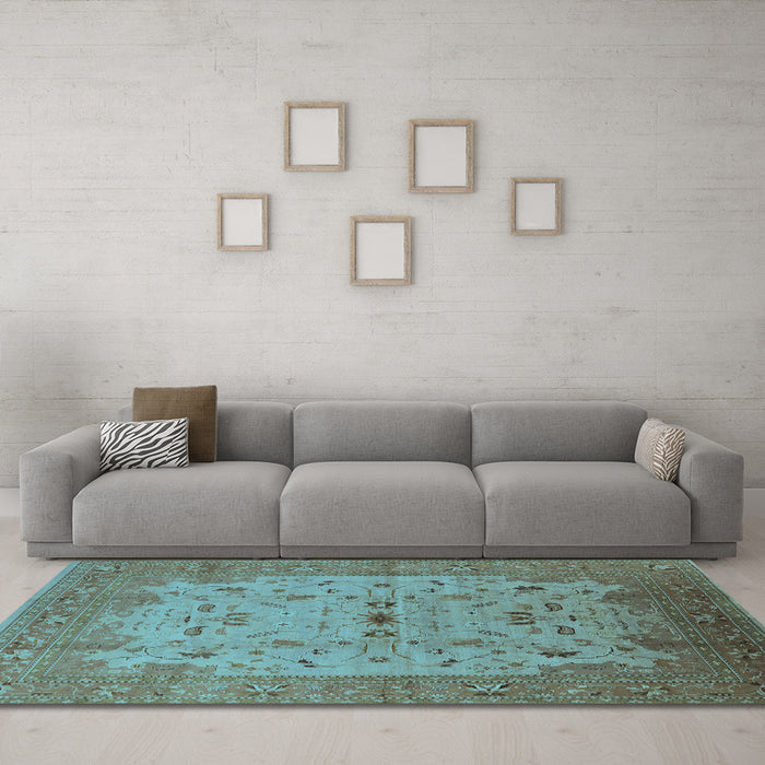 Machine Washable Oriental Light Blue Traditional Rug in a Living Room, wshurb2993lblu