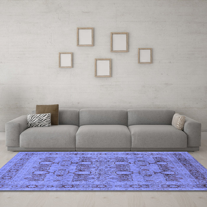 Machine Washable Oriental Blue Traditional Rug in a Living Room, wshurb2996blu