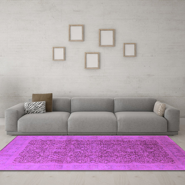 Machine Washable Oriental Purple Traditional Area Rugs in a Living Room, wshurb2997pur