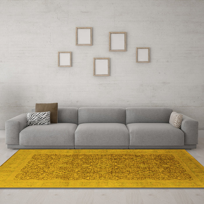 Machine Washable Oriental Yellow Traditional Rug in a Living Room, wshurb2997yw