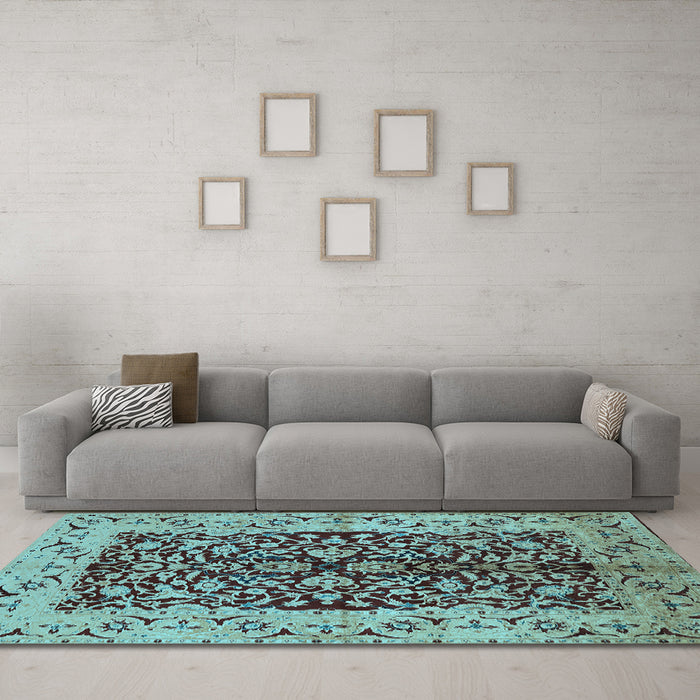 Machine Washable Oriental Light Blue Traditional Rug in a Living Room, wshurb3000lblu