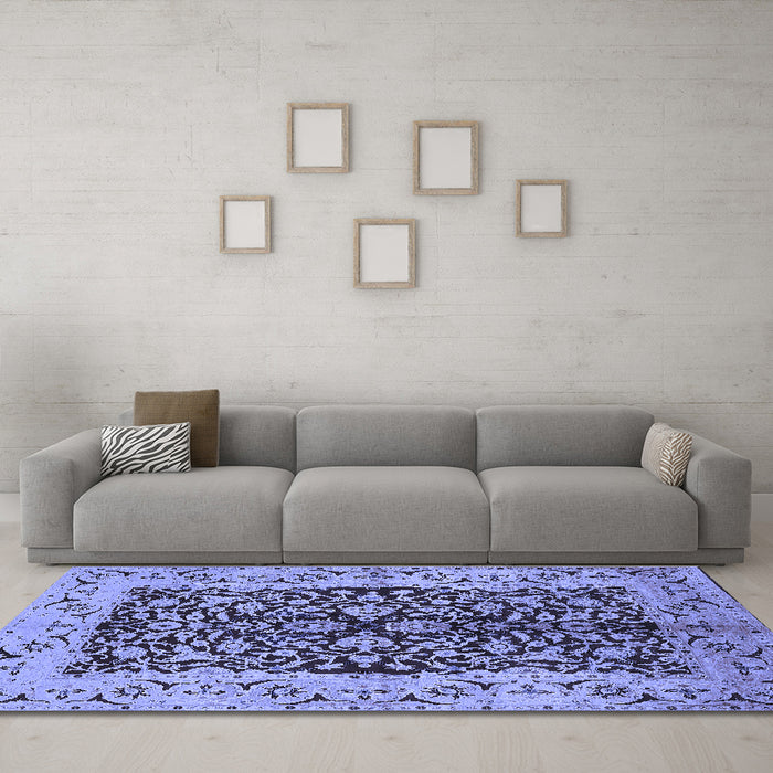 Machine Washable Oriental Blue Traditional Rug in a Living Room, wshurb3000blu