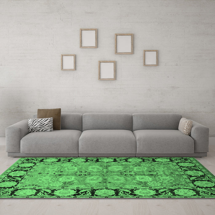 Machine Washable Oriental Emerald Green Industrial Area Rugs in a Living Room,, wshurb3005emgrn
