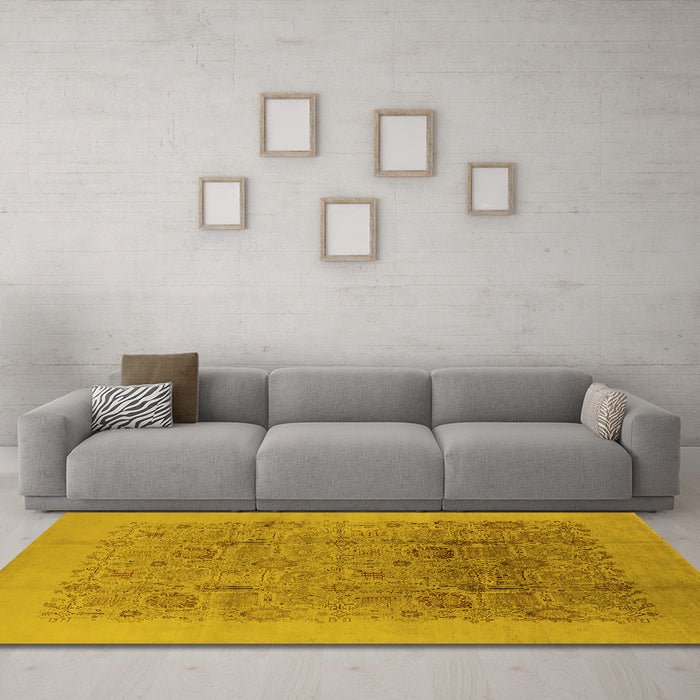 Machine Washable Oriental Yellow Industrial Rug in a Living Room, wshurb3007yw