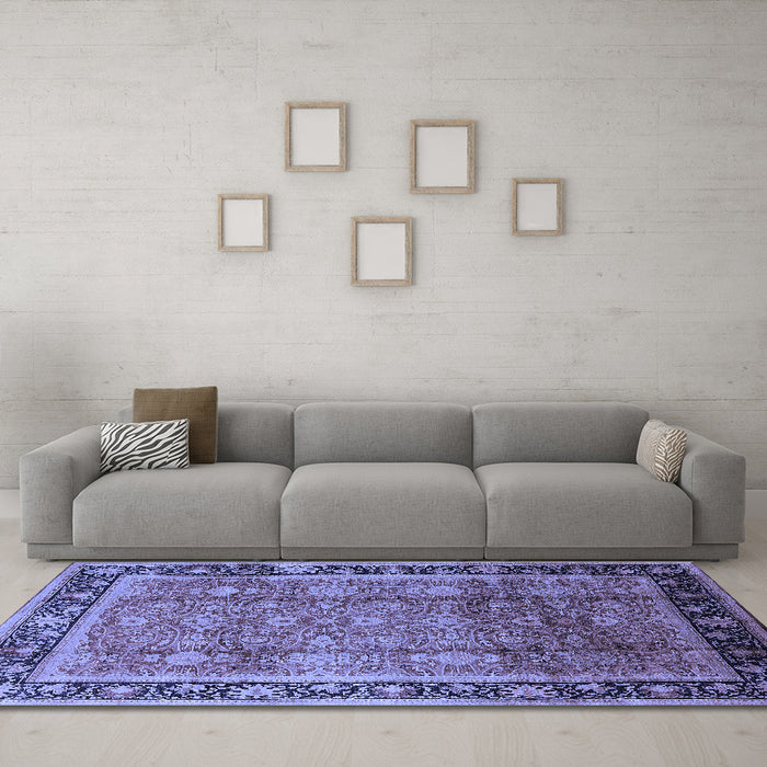 Machine Washable Oriental Blue Industrial Rug in a Living Room, wshurb3008blu