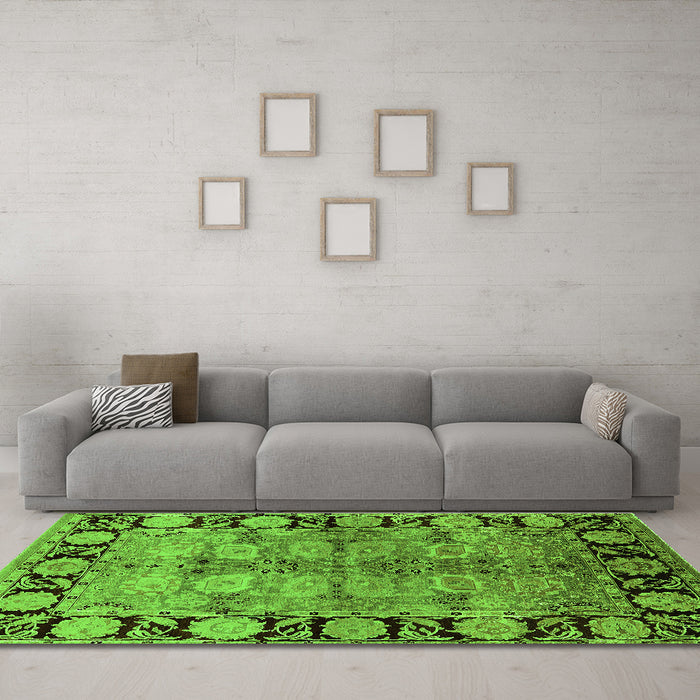 Machine Washable Oriental Green Industrial Area Rugs in a Living Room,, wshurb3009grn