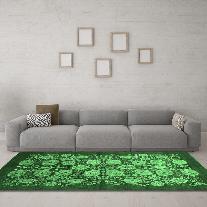 Machine Washable Oriental Emerald Green Industrial Area Rugs in a Living Room,, wshurb3010emgrn