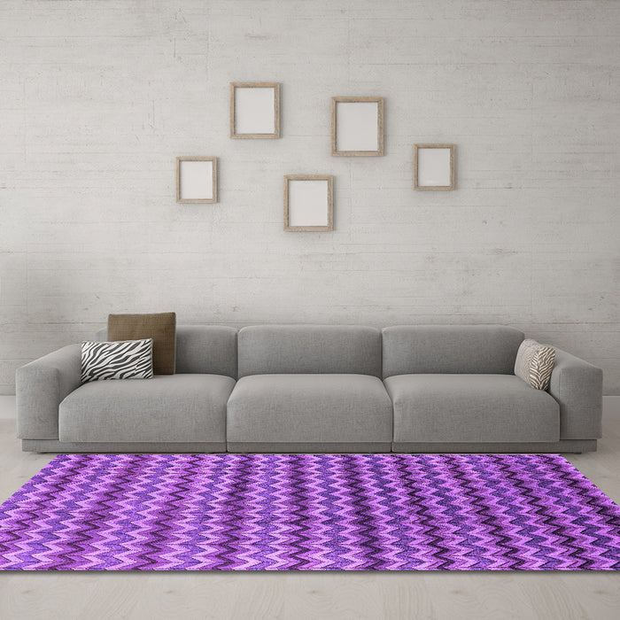 Machine Washable Oriental Purple Industrial Area Rugs in a Living Room, wshurb3013pur