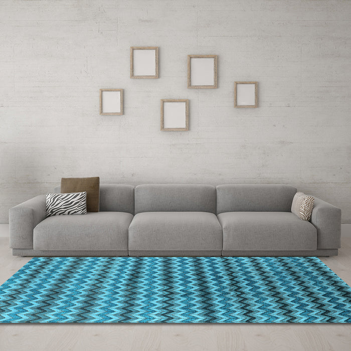 Machine Washable Oriental Light Blue Industrial Rug in a Living Room, wshurb3013lblu