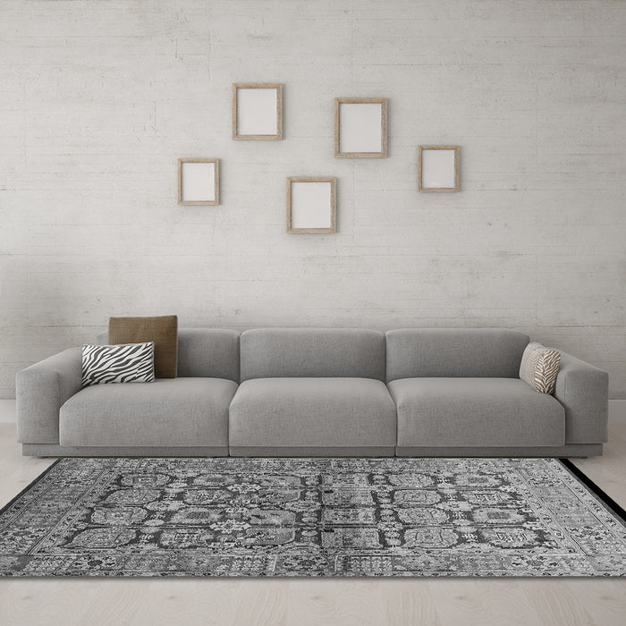 Machine Washable Oriental Gray Industrial Rug in a Living Room,, wshurb3014gry