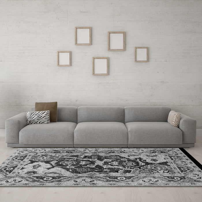Machine Washable Oriental Gray Industrial Rug in a Living Room,, wshurb3015gry