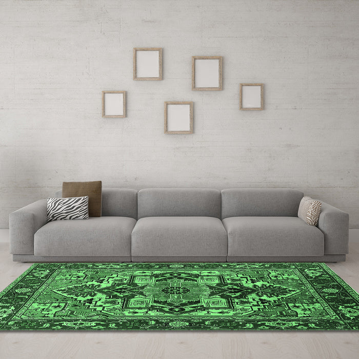 Machine Washable Oriental Emerald Green Industrial Area Rugs in a Living Room,, wshurb3017emgrn