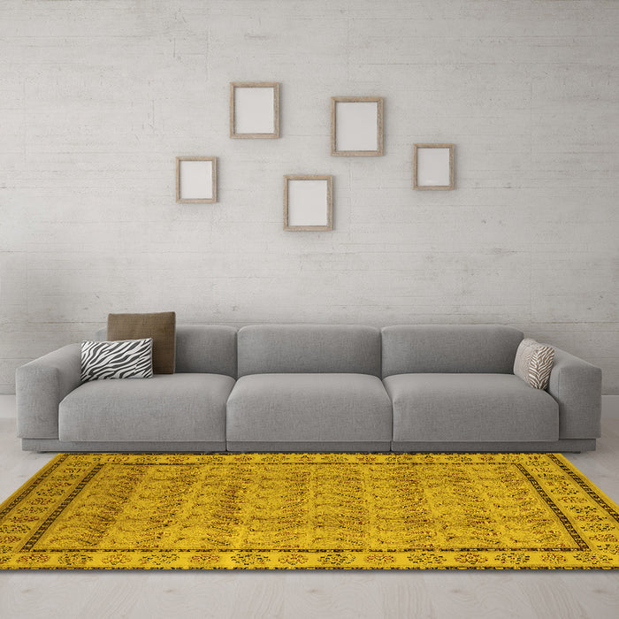 Machine Washable Oriental Yellow Industrial Rug in a Living Room, wshurb3018yw