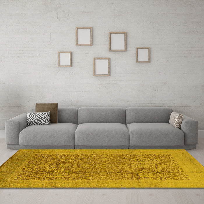 Machine Washable Oriental Yellow Industrial Rug in a Living Room, wshurb3020yw