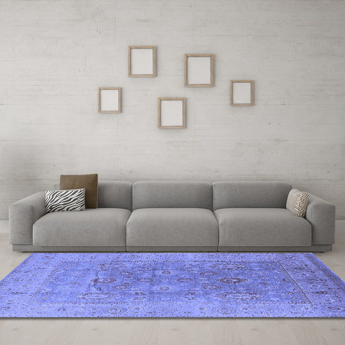 Machine Washable Oriental Blue Industrial Rug in a Living Room, wshurb3029blu