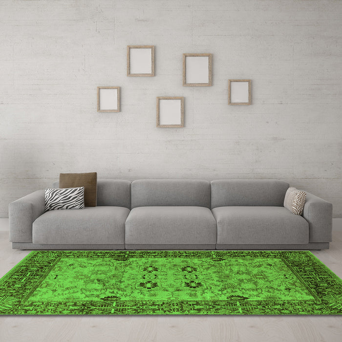 Machine Washable Oriental Green Industrial Area Rugs in a Living Room,, wshurb3030grn