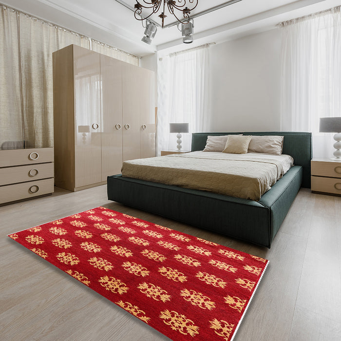 Machine Washable Industrial Modern Red Rug in a Bedroom, wshurb3035