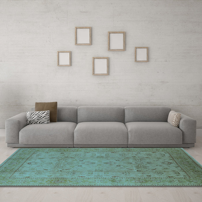 Machine Washable Oriental Light Blue Industrial Rug in a Living Room, wshurb3039lblu