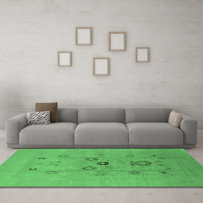 Machine Washable Oriental Emerald Green Industrial Area Rugs in a Living Room,, wshurb3043emgrn