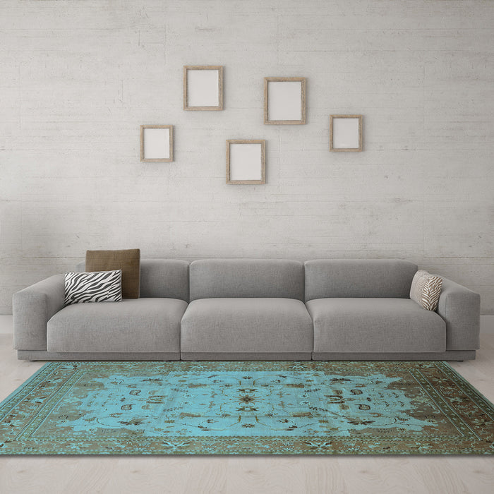 Machine Washable Oriental Light Blue Industrial Rug in a Living Room, wshurb3044lblu