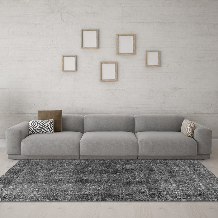 Machine Washable Oriental Gray Industrial Rug in a Living Room,, wshurb3063gry