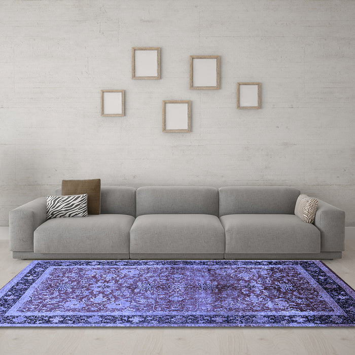 Machine Washable Oriental Blue Industrial Rug in a Living Room, wshurb3065blu