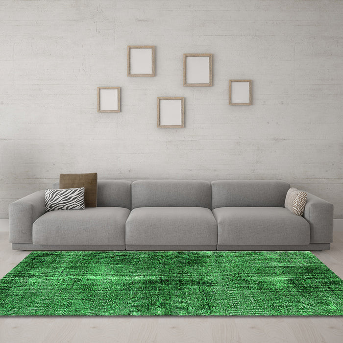 Machine Washable Oriental Green Industrial Area Rugs in a Living Room,, wshurb3066grn